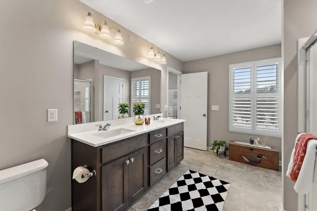 $425,000 | 7025 Huckleberry Drive, Excelsior, MN 55331