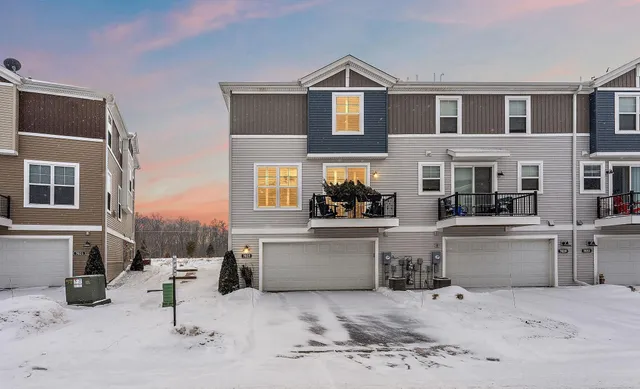 $425,000 | 7025 Huckleberry Drive, Excelsior, MN 55331