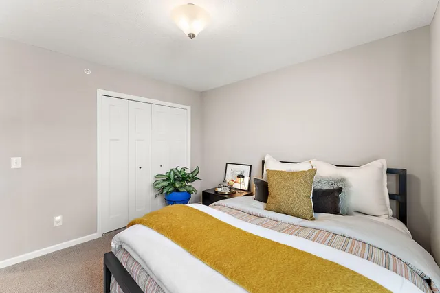 $425,000 | 7025 Huckleberry Drive, Excelsior, MN 55331