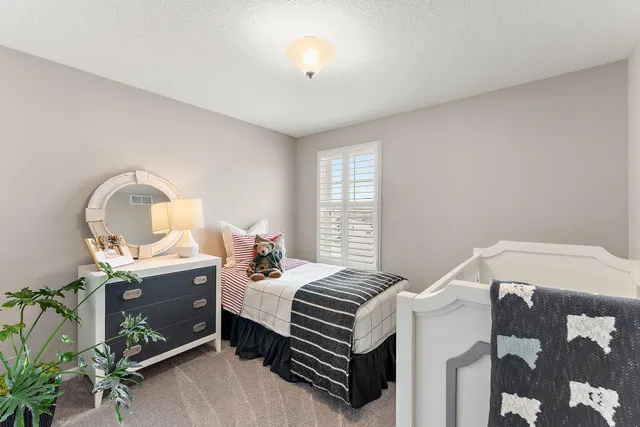 $425,000 | 7025 Huckleberry Drive, Excelsior, MN 55331