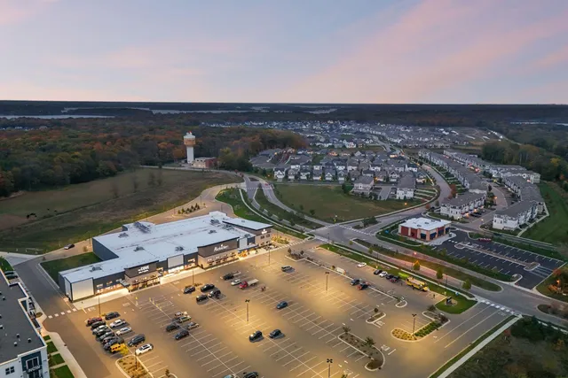 $425,000 | 7025 Huckleberry Drive, Excelsior, MN 55331