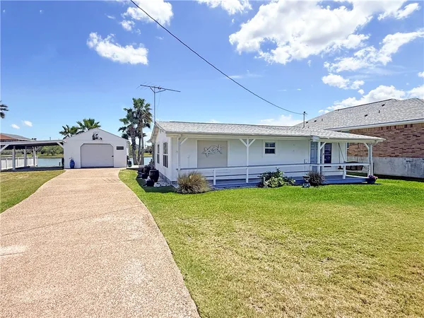 $450,000 | 235 Ridge Harbor Drive, Rockport, TX 78382