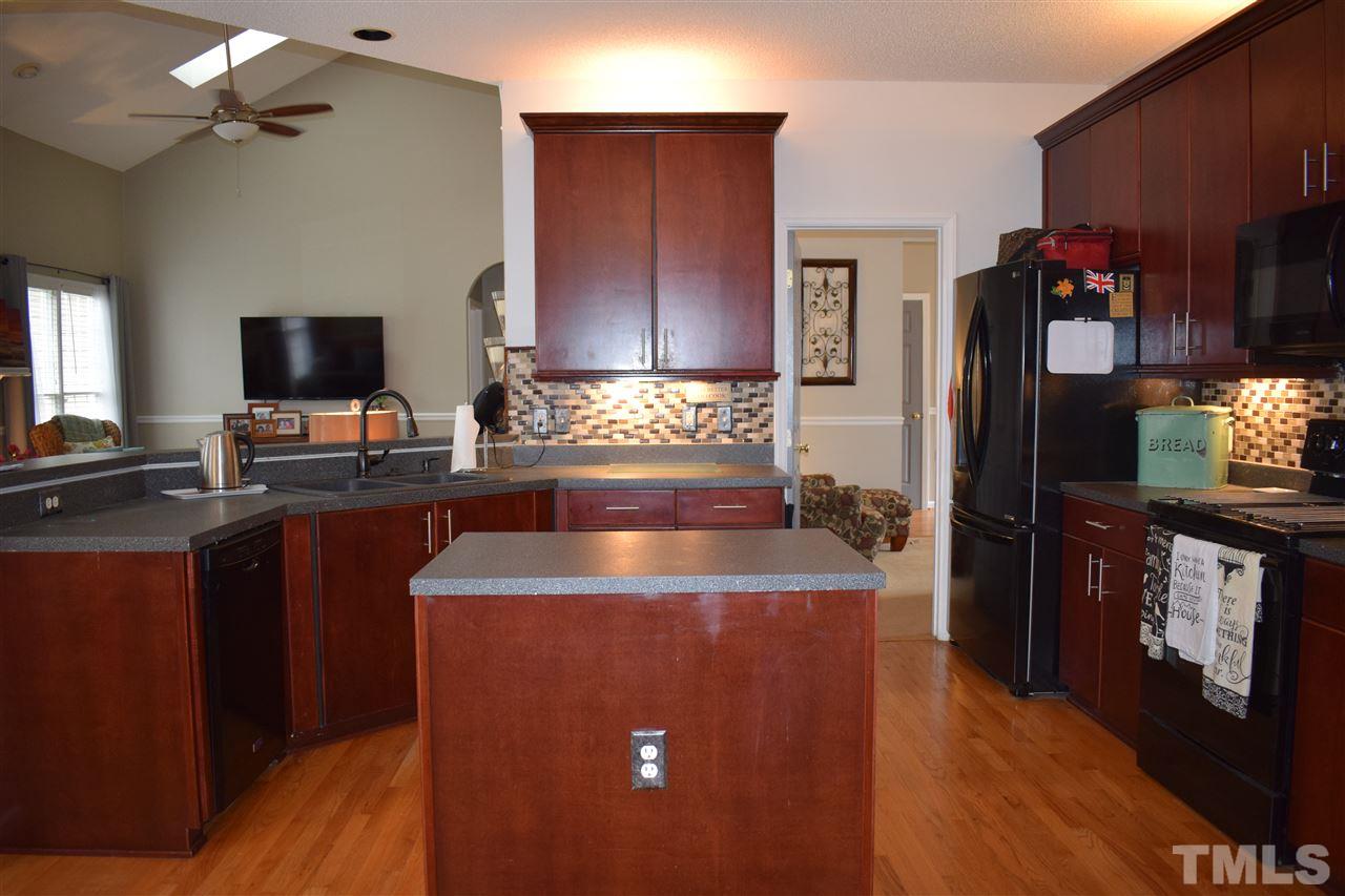 5200 Calverton Drive Raleigh, NC 27613 - Photo 3 of 25