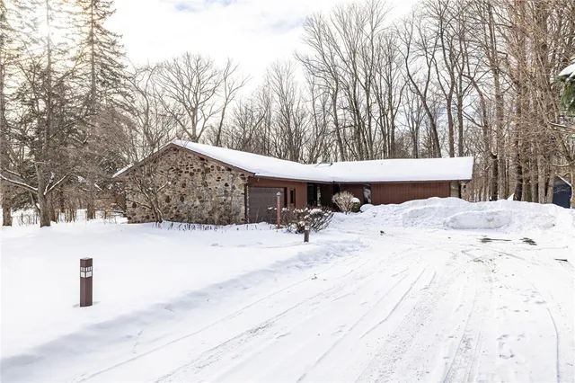 $359,900 | 121 Hinkleyville Road, Parma, NY 14559