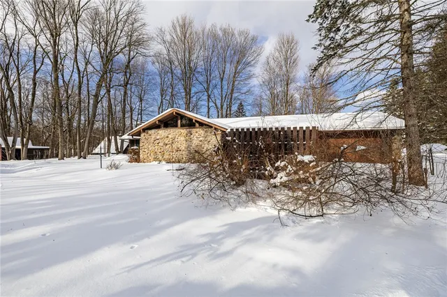 $359,900 | 121 Hinkleyville Road, Parma, NY 14559