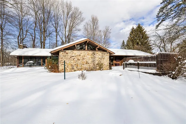 $359,900 | 121 Hinkleyville Road, Parma, NY 14559