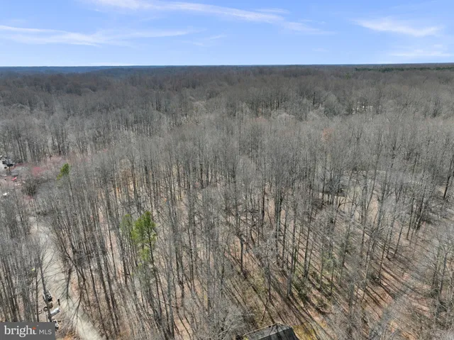 $74,000 | 4105 Crest Drive, Prince Frederick, MD 20678