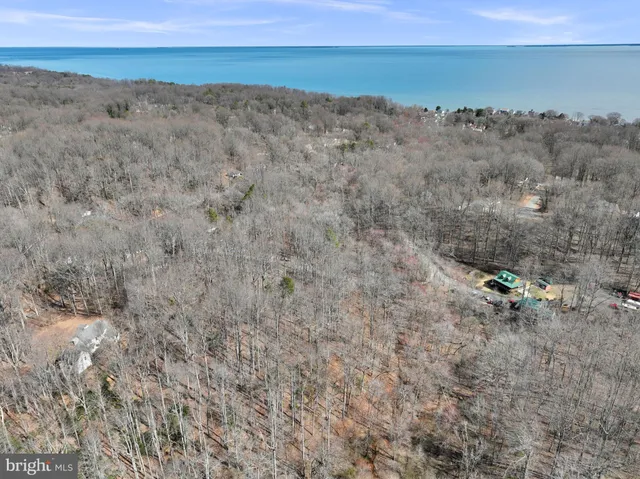 $74,000 | 4105 Crest Drive, Prince Frederick, MD 20678