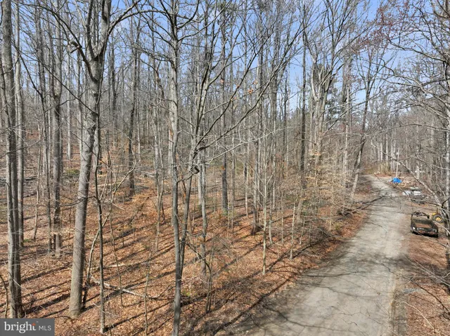 $74,000 | 4105 Crest Drive, Prince Frederick, MD 20678