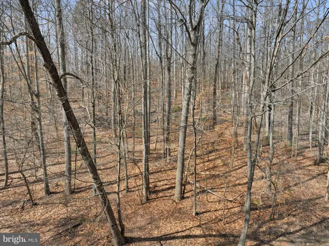 $74,000 | 4105 Crest Drive, Prince Frederick, MD 20678