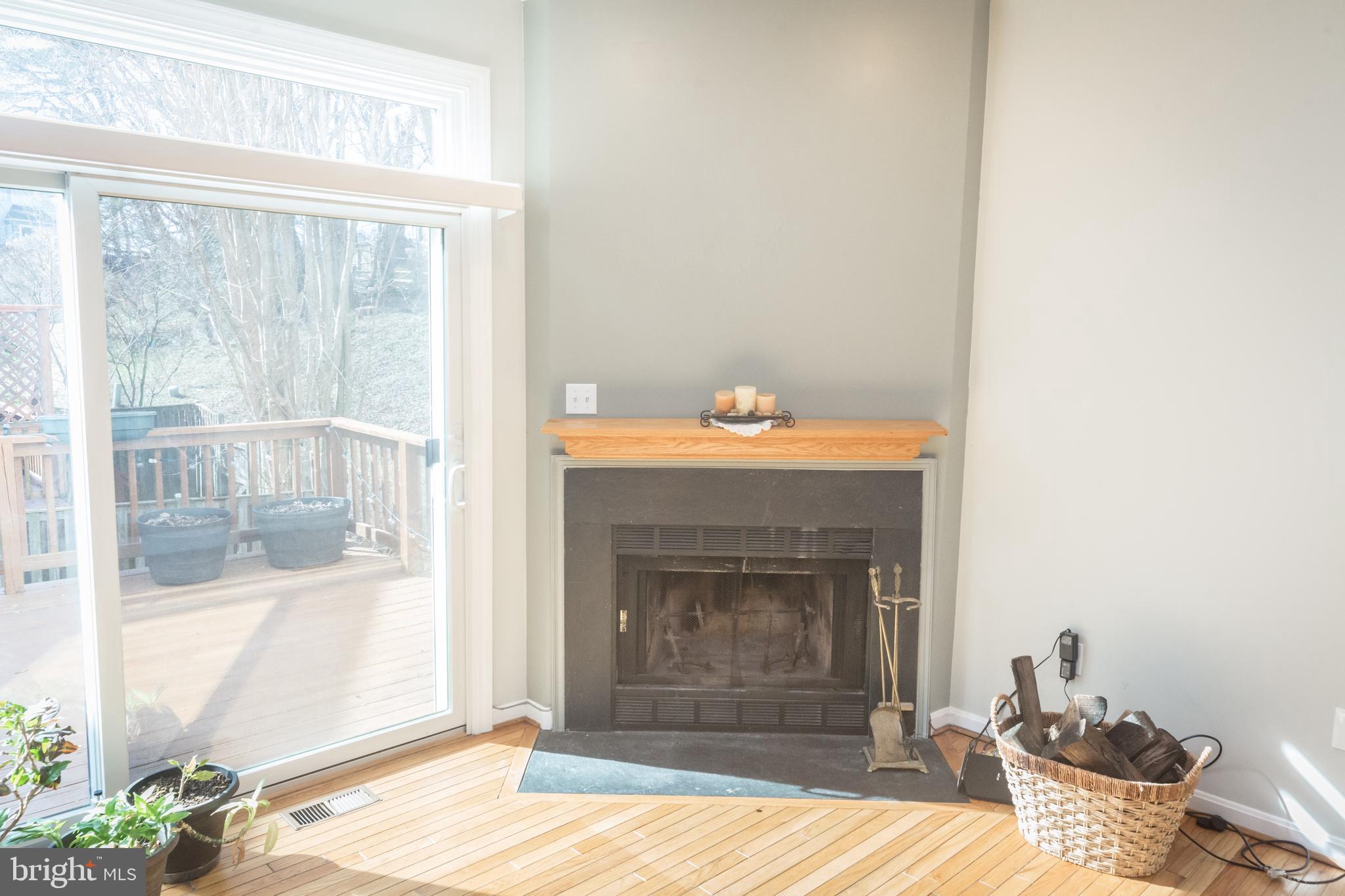 2005 Lyttonsville Road Silver Spring, MD 20910 - Photo 18 of 64