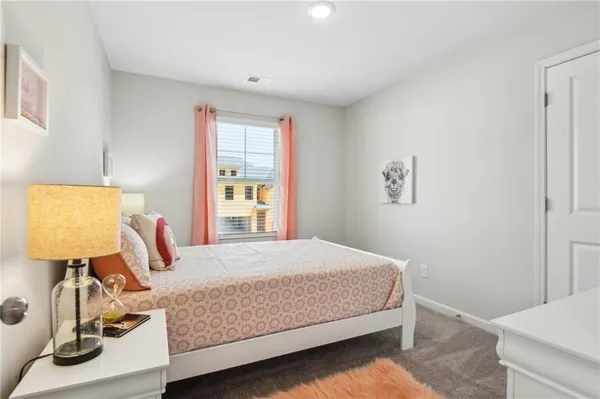 $2,400 | 135 Stanchion Dr Union, Union City, GA 30291