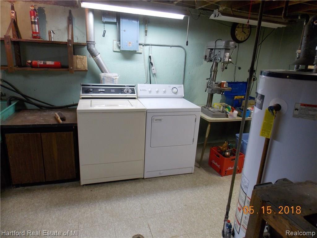 28017 West Nine Mile Road Farmington Hills, MI 48336 - Photo 24 of 27