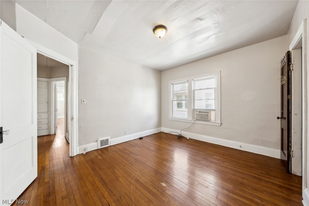 1702 Coventry Road Cleveland, OH 44118 - Photo 35 of 50 Gallery Image 35