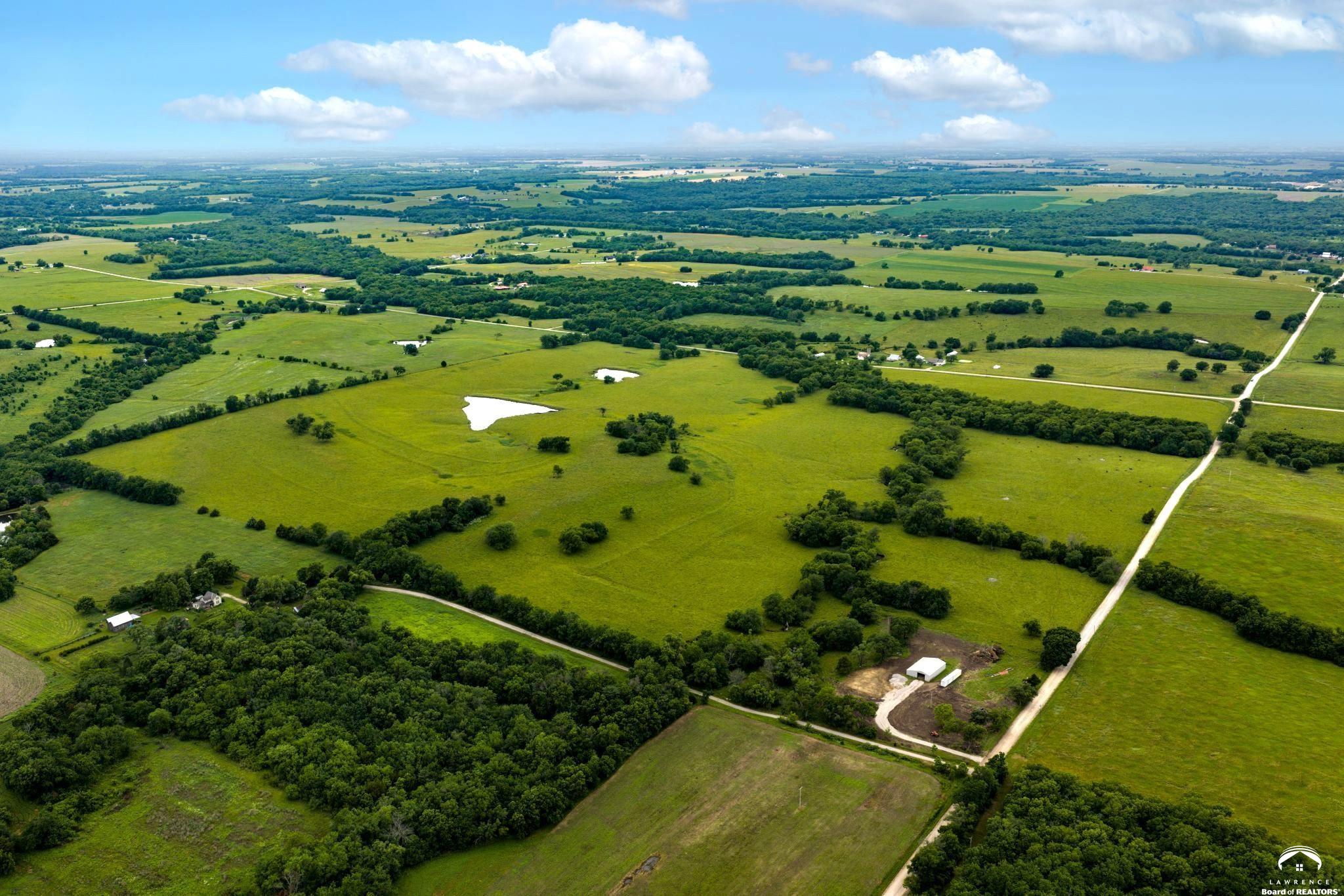 921 North 100th Road Baldwin City, KS 66006 - Photo 6 of 24