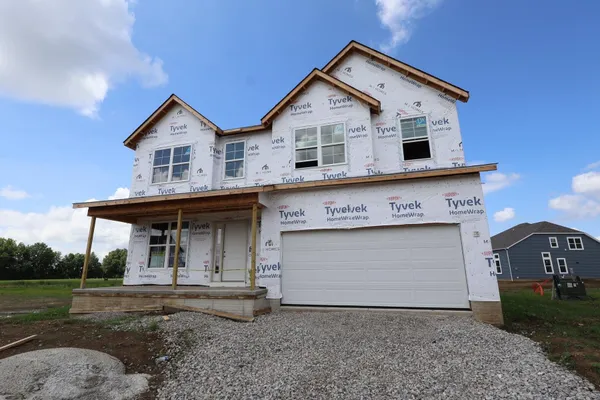 $560,130 | 400 Royal Fern Lane, Lewis Center, OH 43035