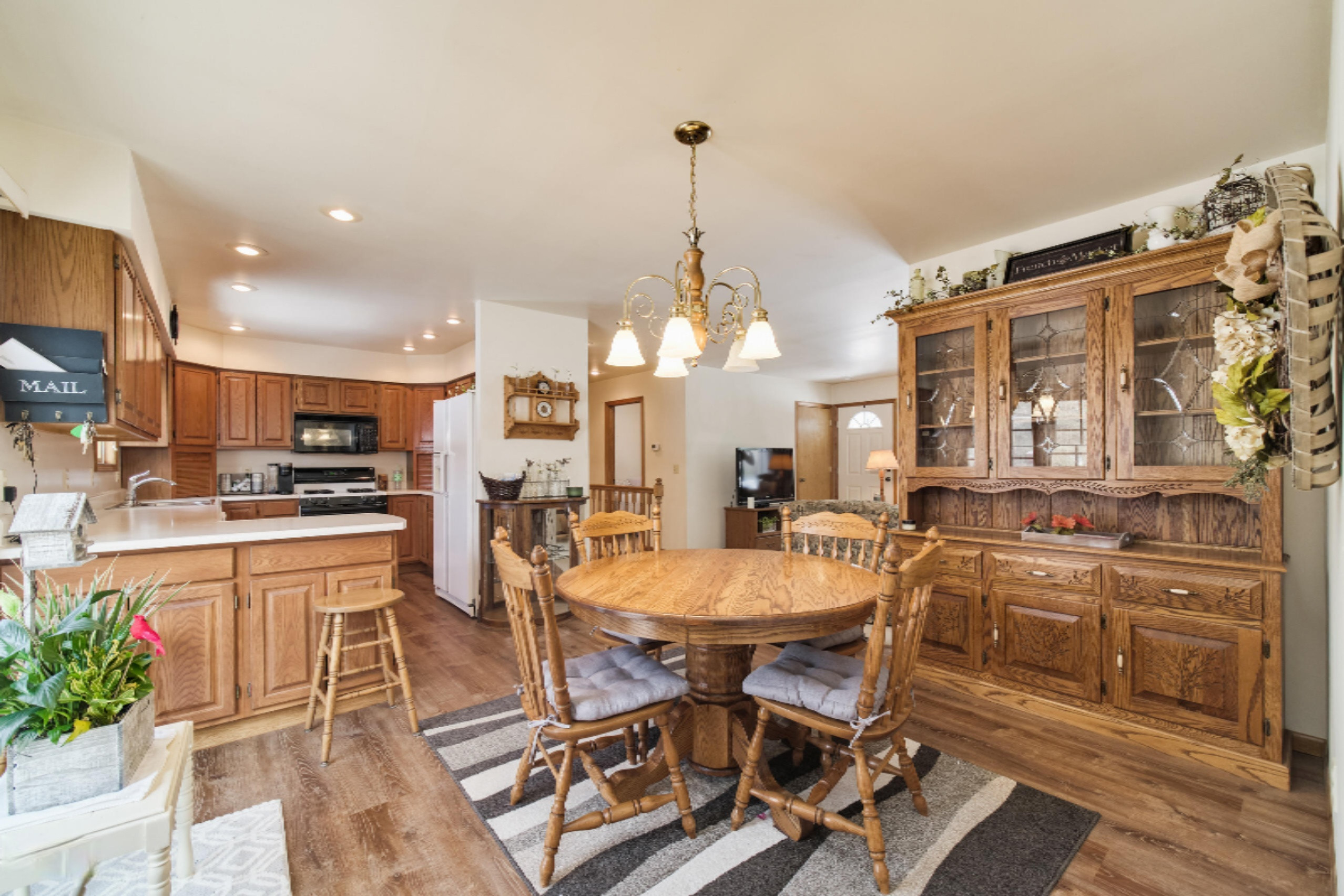 3020 Skidmore Road Brethren, MI 49619 - Photo 8 of 50 Open Dining/Kitchen