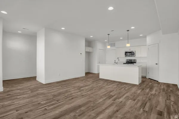 $444,900 | 1661 West 2700 South, Unit 219, Syracuse, UT 84075
