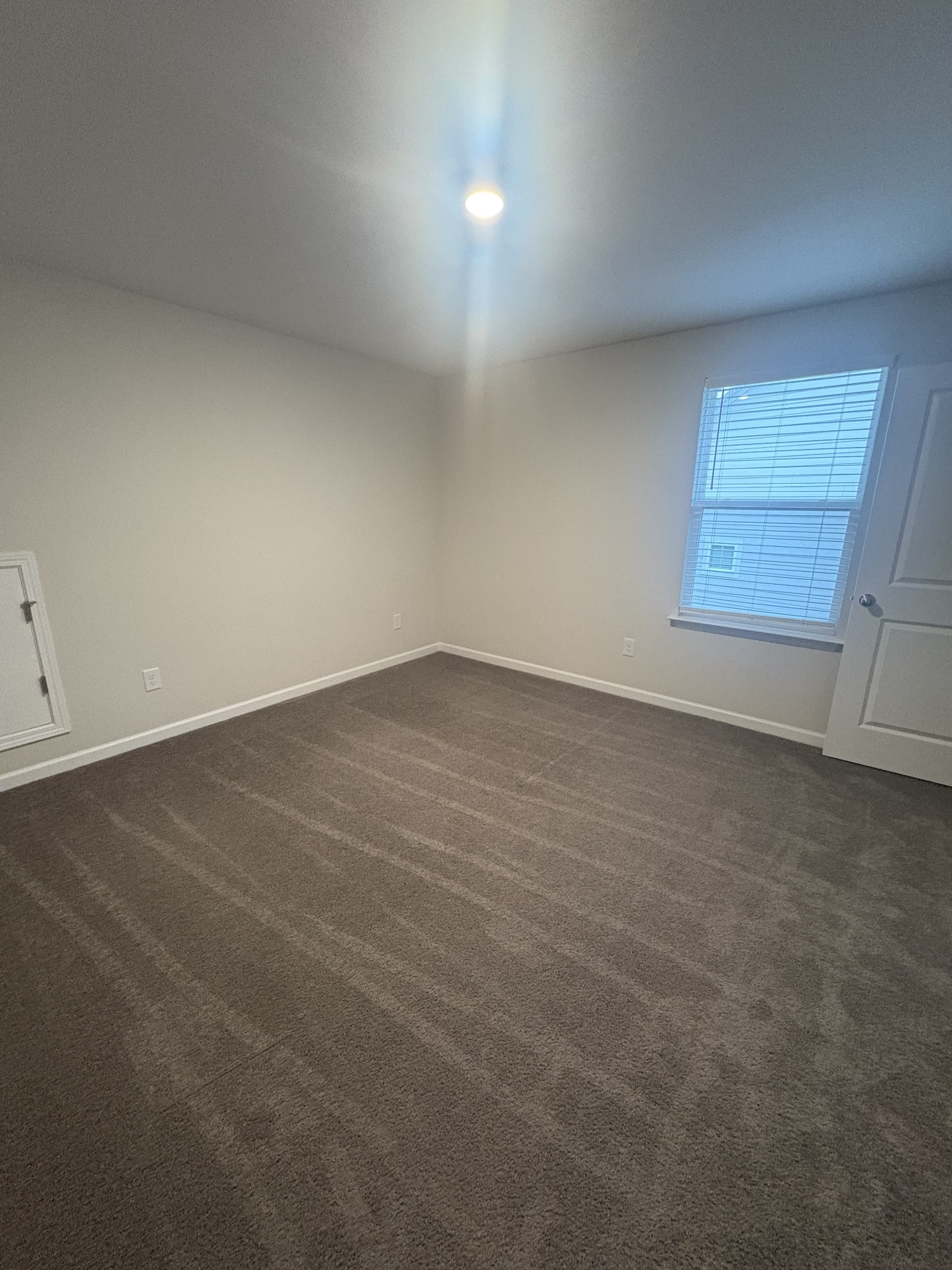422 Butler Road Mount Juliet, TN 37122 - Photo 17 of 28 an empty room with a empty space and window