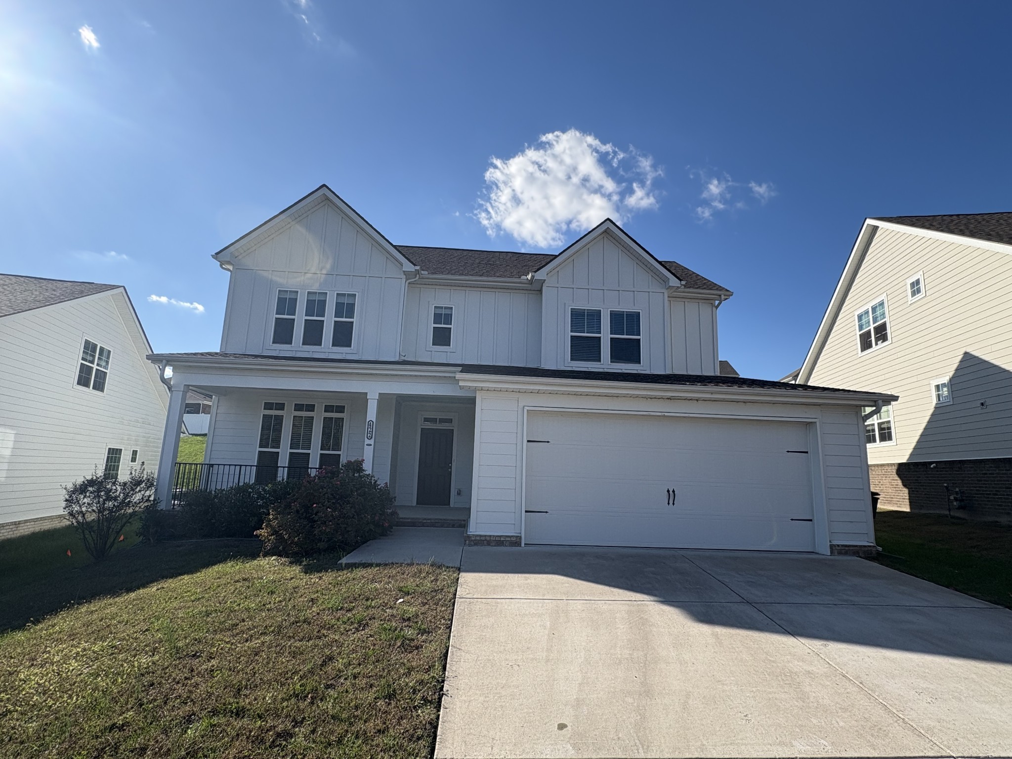 422 Butler Road Mount Juliet, TN 37122 - Photo 2 of 28 a view of a house with a yard