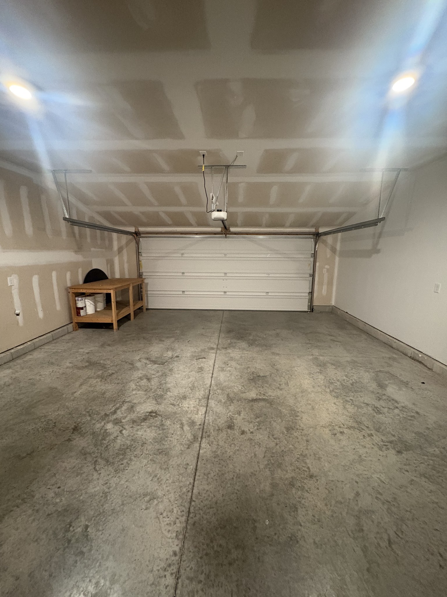 422 Butler Road Mount Juliet, TN 37122 - Photo 26 of 28 a view of a garage