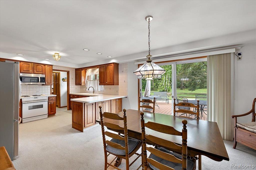 21633 Superior Road Taylor, MI 48180 - Photo 15 of 35