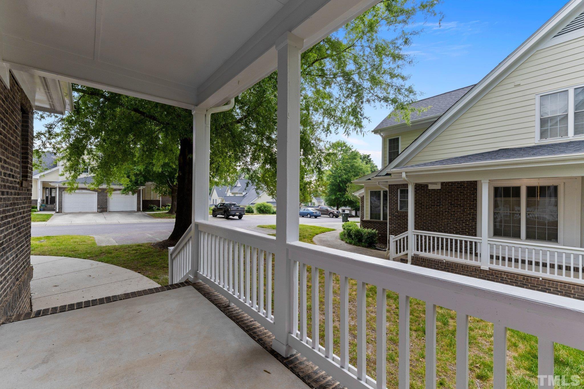 7635 Astoria Place Raleigh, NC 27612 - Photo 3 of 36 Gallery Image 3