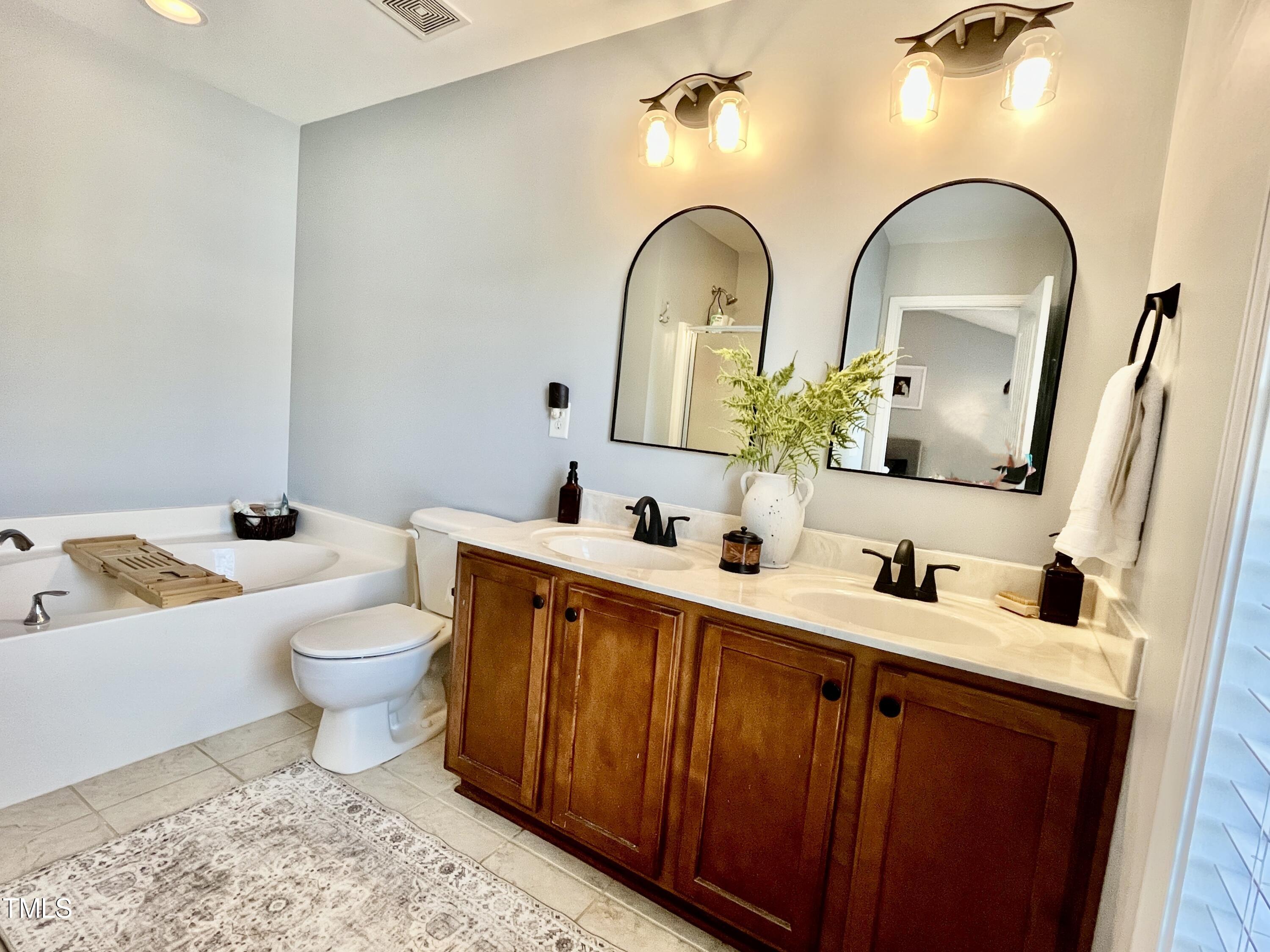 4602 Altha Street Raleigh, NC 27606 - Photo 10 of 18 Hart8