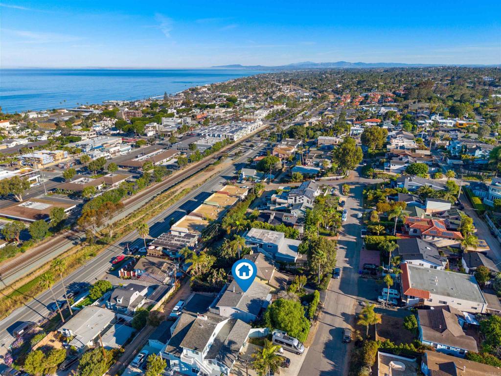 852 Dewitt Avenue Encinitas, CA 92024 - Photo 39 of 41 an aerial view of a city