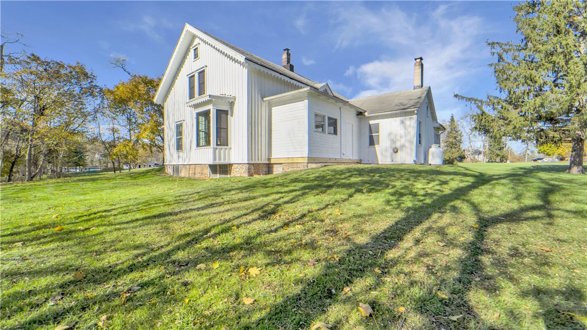 1096 Victor Road Macedon, NY 14502 - Photo 3 of 49