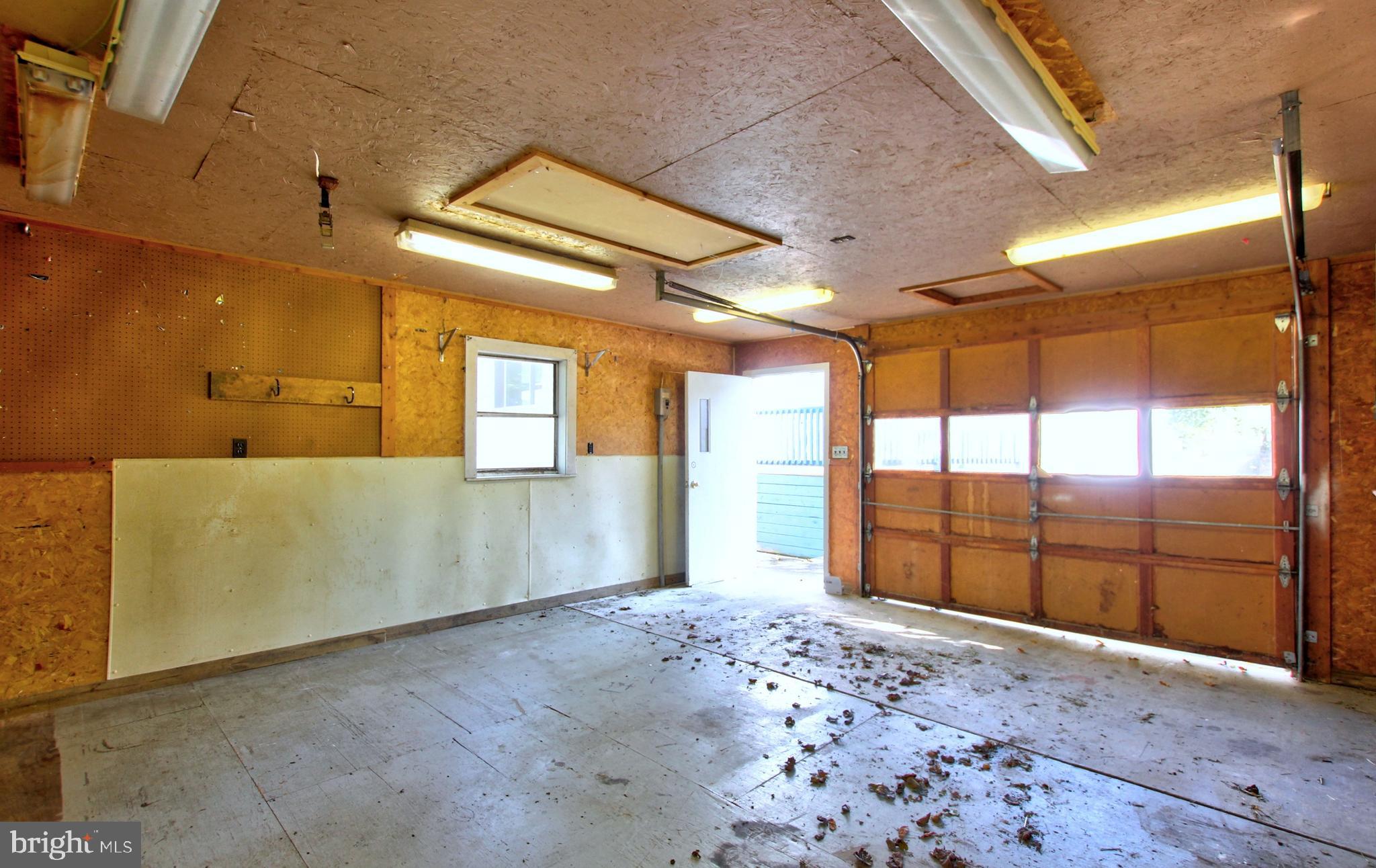 11808 Goodloe Road Silver Spring, MD 20906 - Photo 49 of 57 Garage