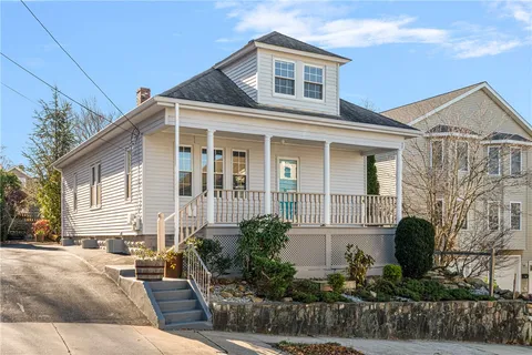 $575,000 | 33 Evergreen Street, Providence, RI 02906