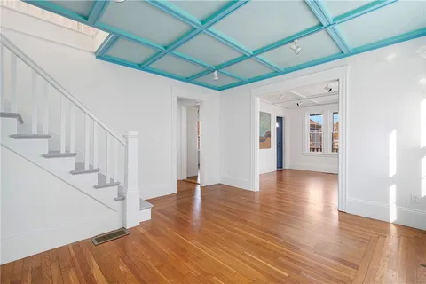 $575,000 | 33 Evergreen Street, Providence, RI 02906