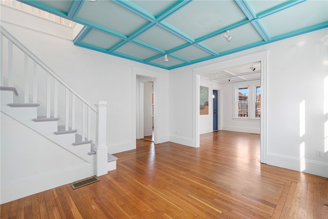 33 Evergreen Street Providence, RI 02906 - Photo 14 of 47