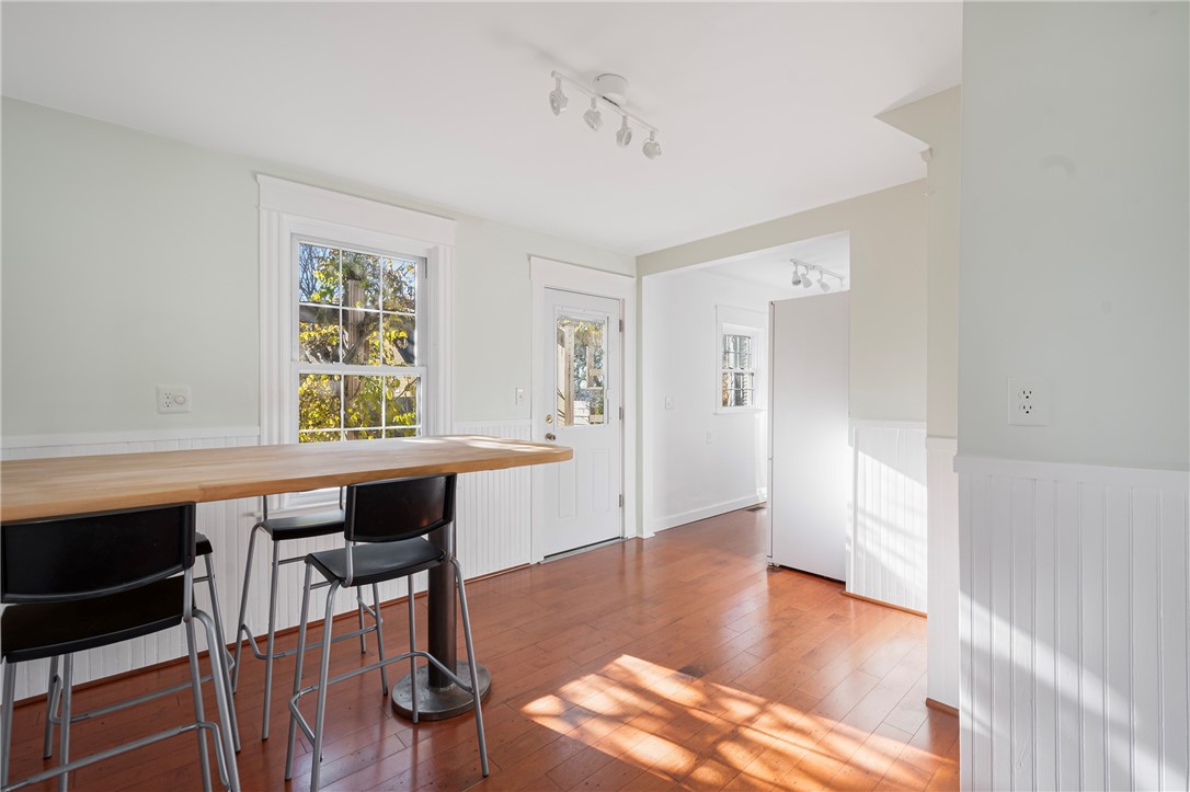 33 Evergreen Street Providence, RI 02906 - Photo 25 of 47