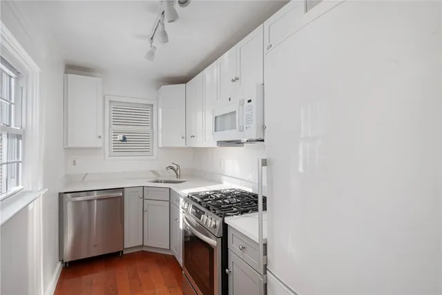 $555,000 | 33 Evergreen Street, Providence, RI 02906