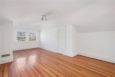 $575,000 | 33 Evergreen Street, Providence, RI 02906