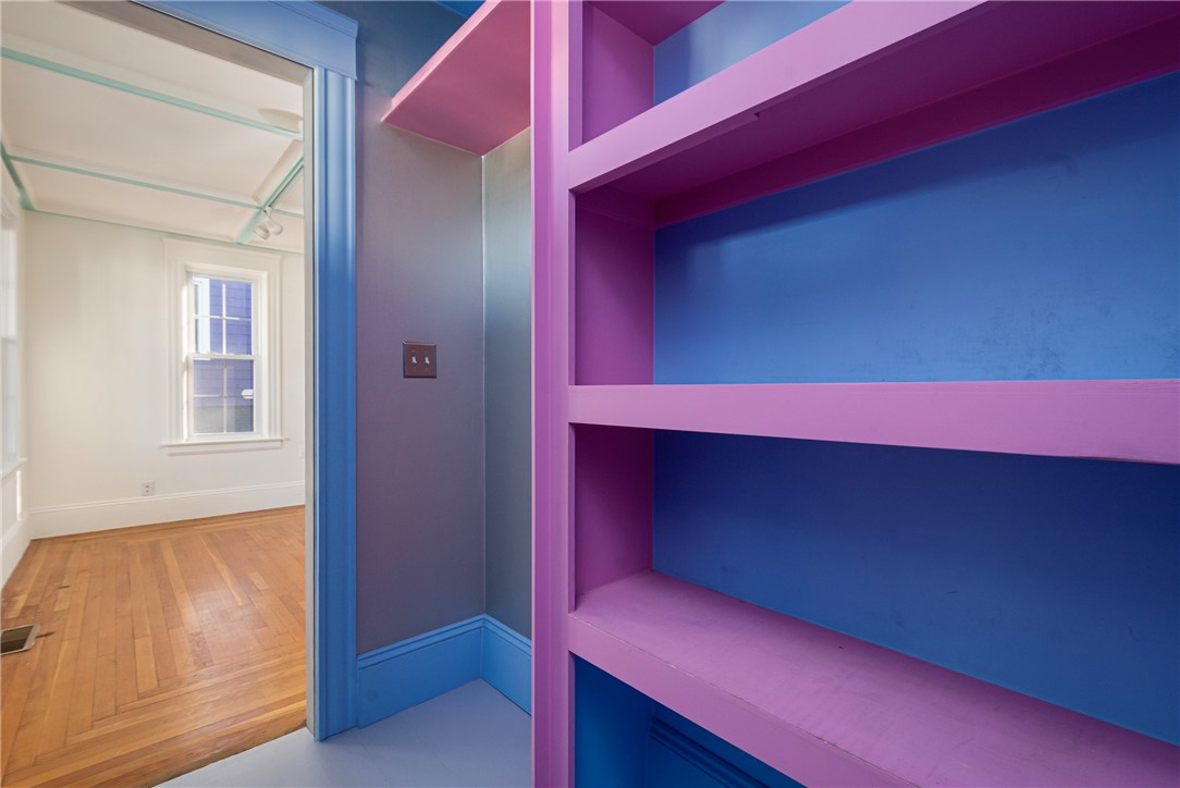 33 Evergreen Street Providence, RI 02906 - Photo 6 of 47