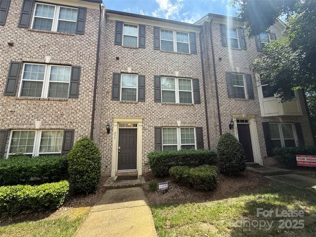 $2,650 | 237 North Irwin Avenue, Charlotte, NC 28202