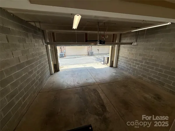 $2,475 | 237 North Irwin Avenue, Charlotte, NC 28202