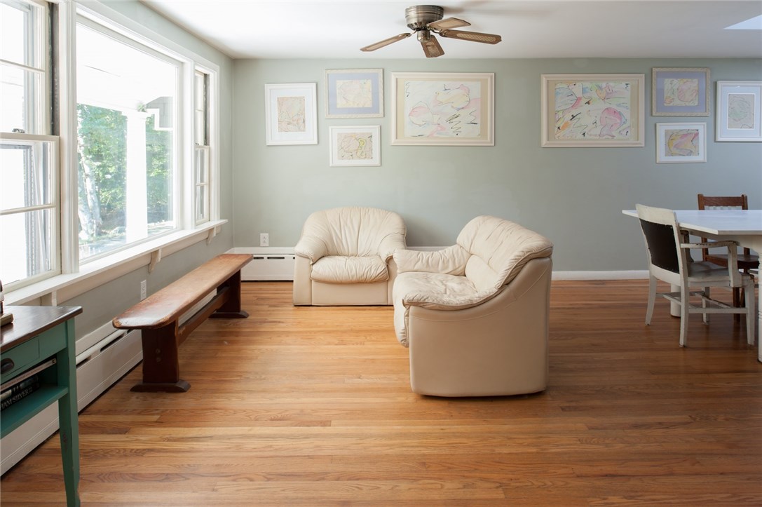 409 Middle Road East Greenwich, RI 02818 - Photo 3 of 35 Gallery Image 3