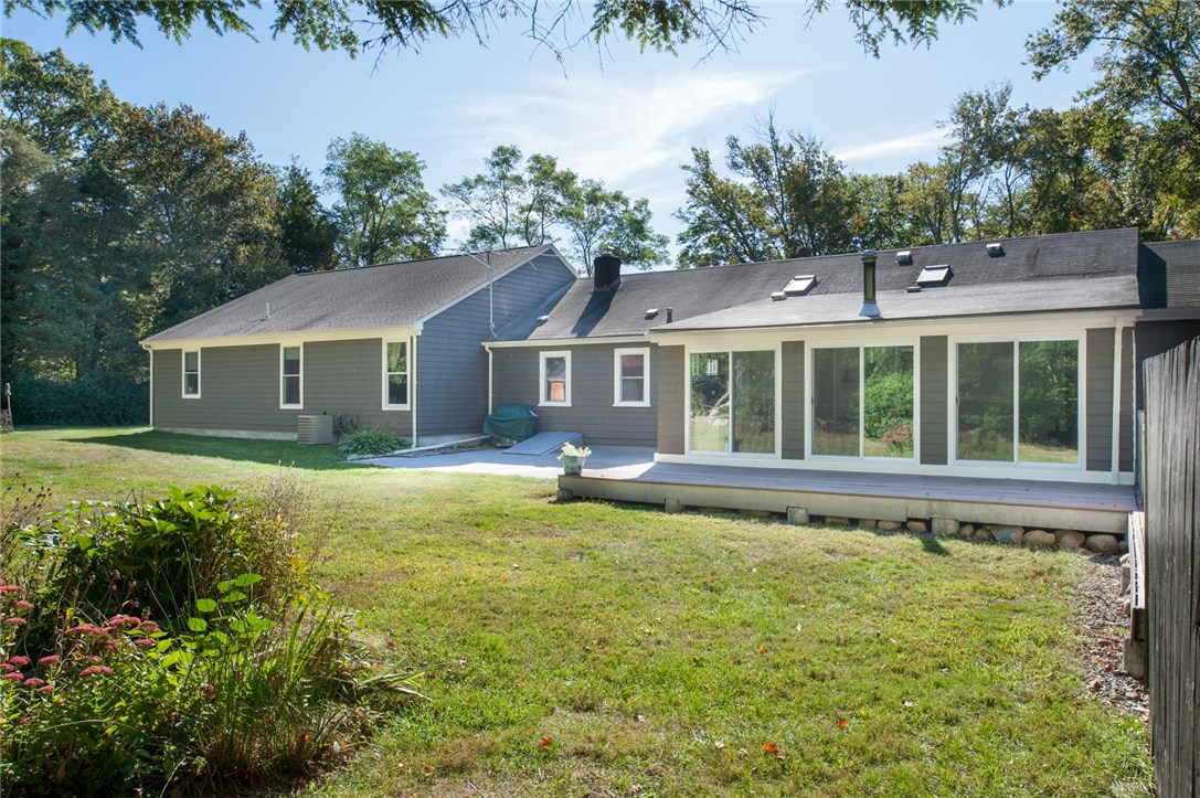 409 Middle Road East Greenwich, RI 02818 - Photo 34 of 35 Gallery Image 34