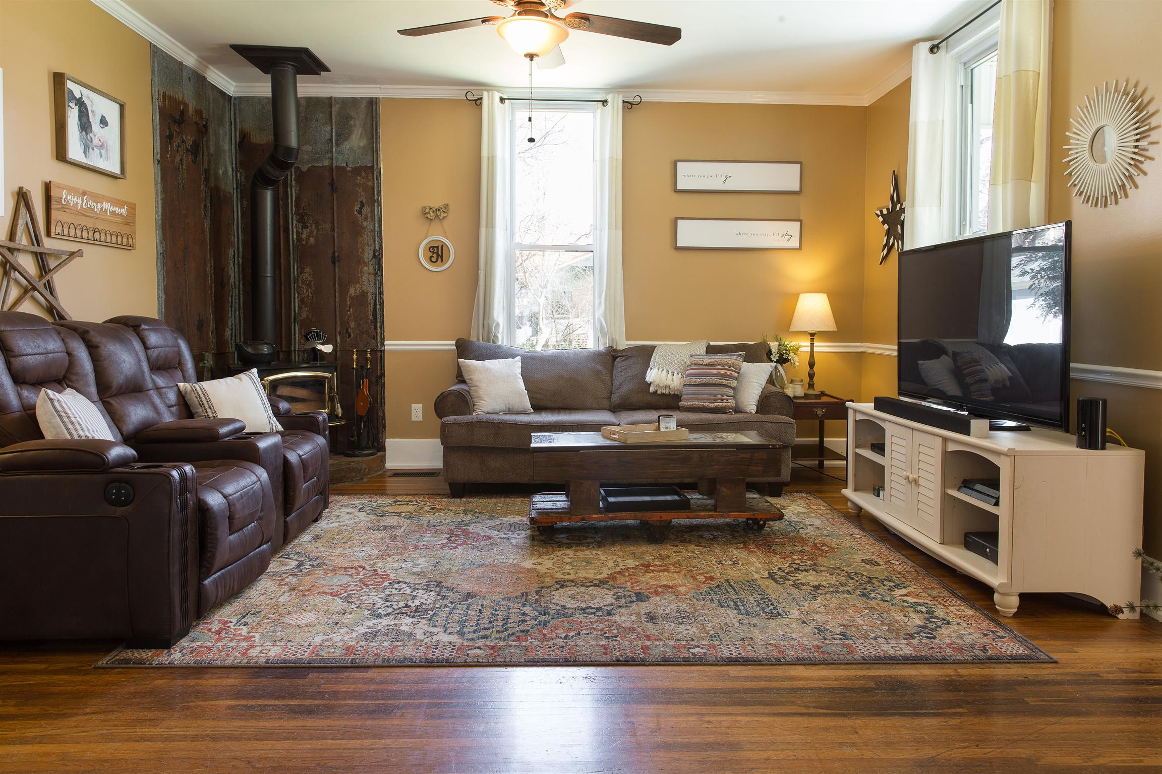 106 Rinks Circle Columbia, TN 38401 - Photo 10 of 21 Living area with wood burning stove.