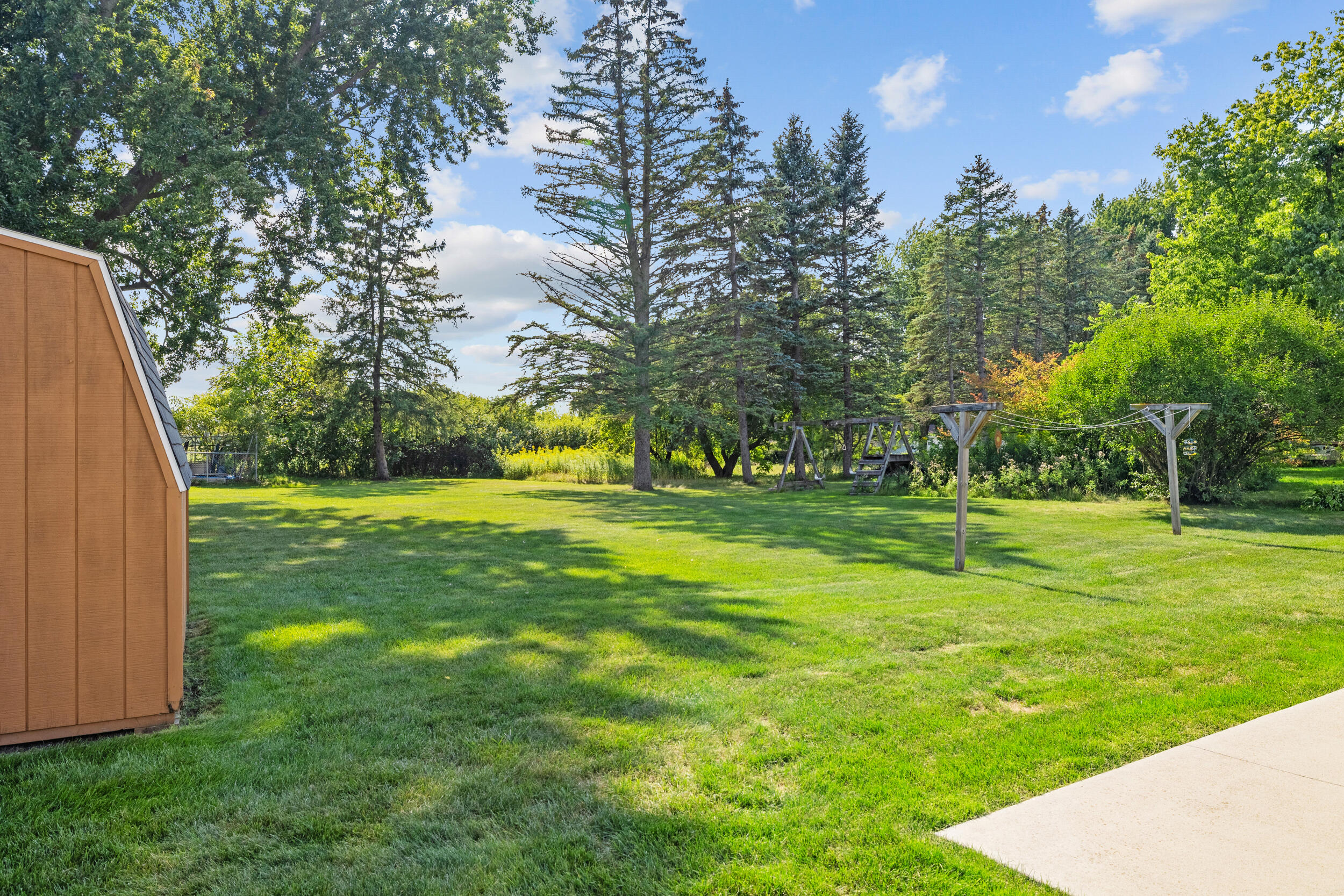 807 Madison Avenue Howards Grove, WI 53083 - Photo 16 of 29 Backyard