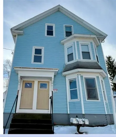 $1,800 | 36 Highland Street, Unit 3, Pawtucket, RI 02860