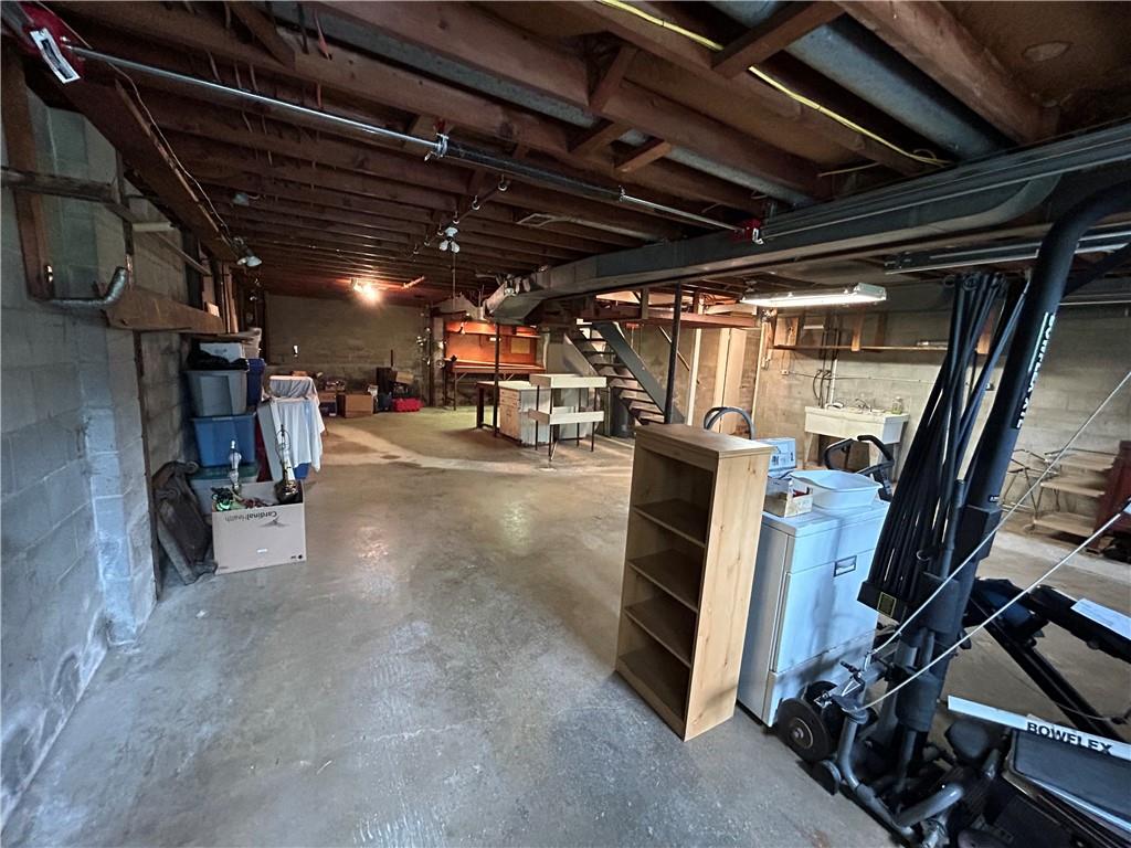 111 Iseman Road Freeport, PA 16229 - Photo 36 of 50 a view of gym