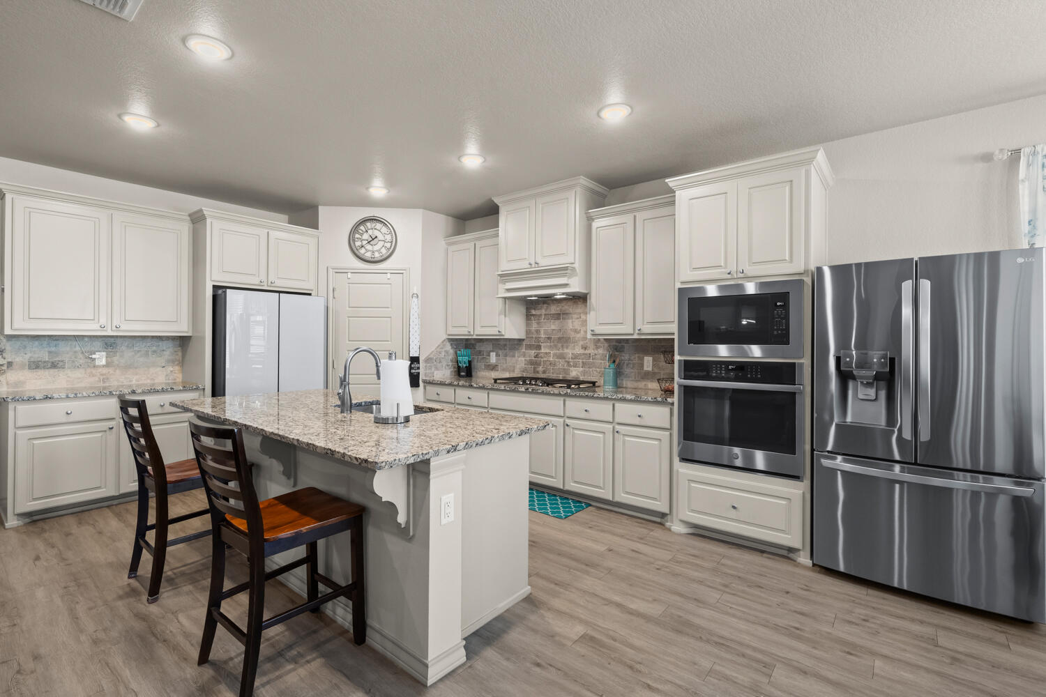 7612 62nd Street Lubbock, TX 79407 - Photo 3 of 41 7812 62nd St-32