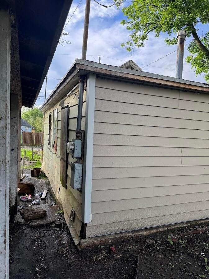 1037 Middle Street Springfield, OH 45503 - Photo 5 of 10 1037 3