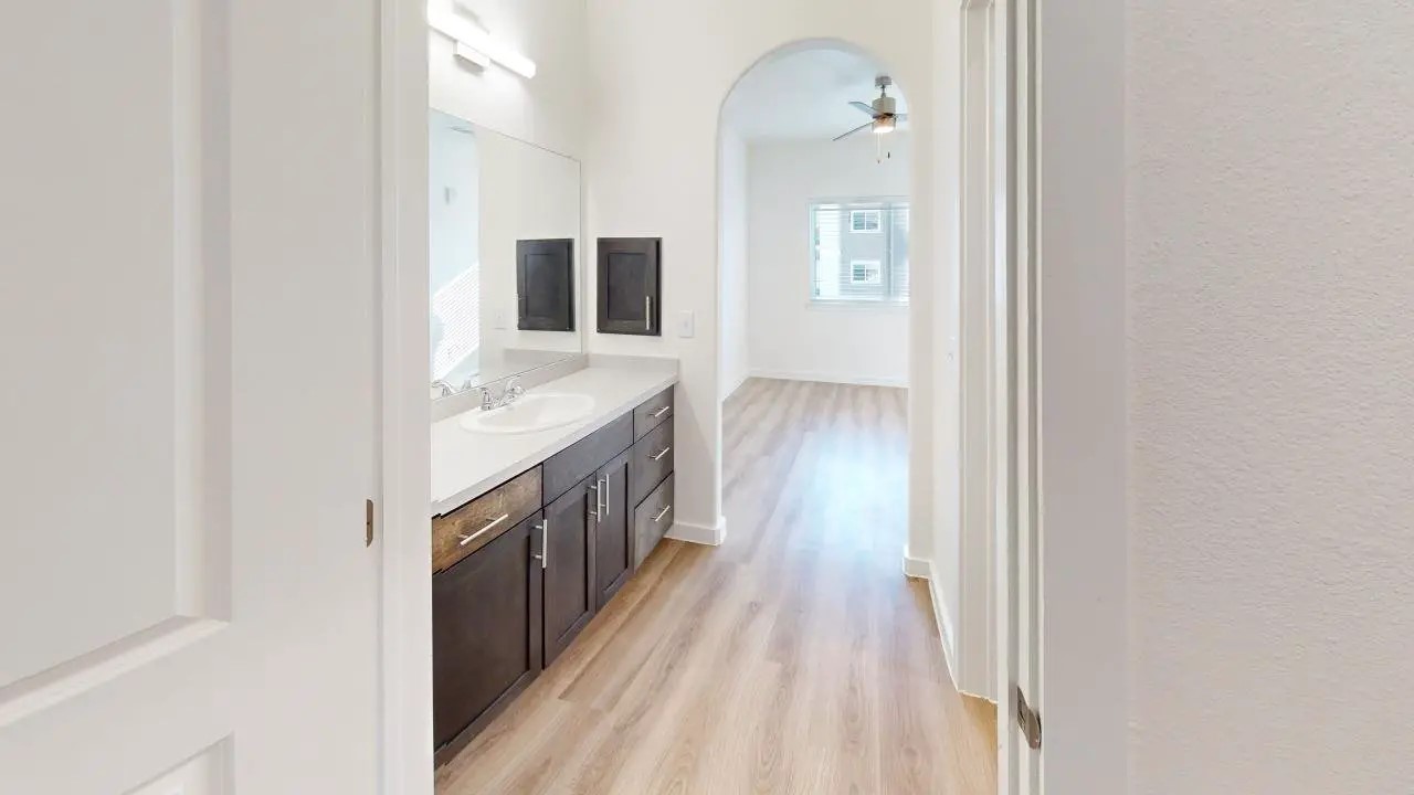 3500 Magic Drive San Antonio, TX 78229 - Photo 5 of 11
