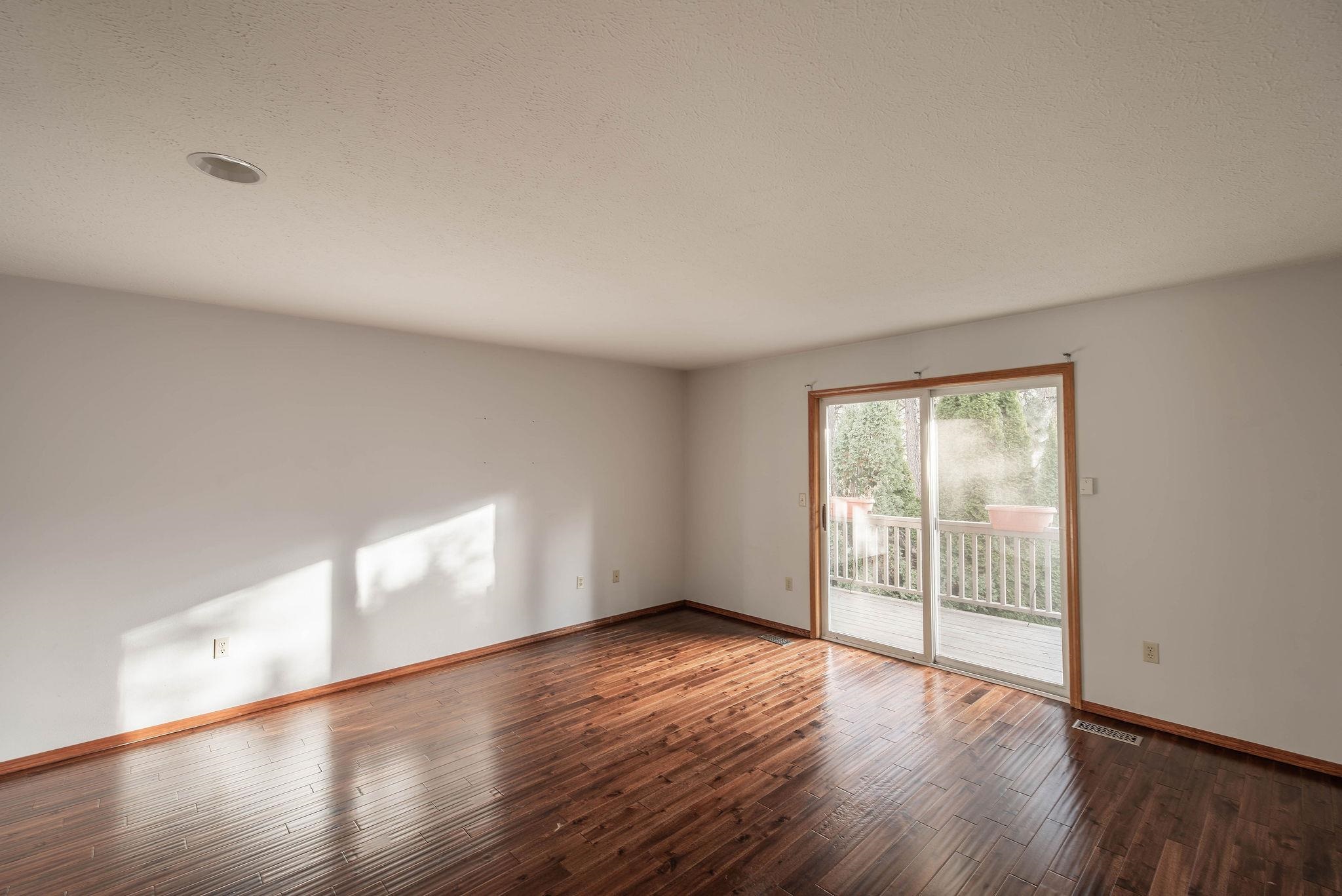 5316 East 18th Lane Spokane, WA 99212 - Photo 18 of 50